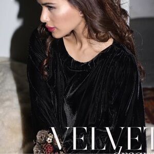 Black velvet top